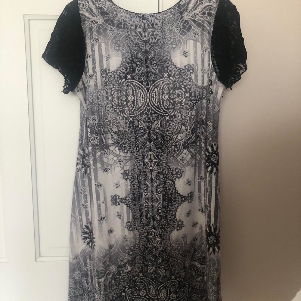 Oneworld sleep black and white patterned dress - Picture 5 of 5
